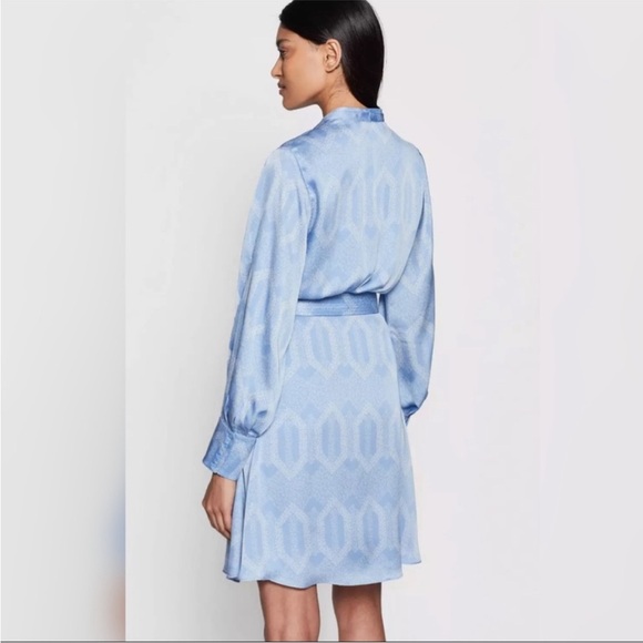 NWOT Equipment Fanetta Geo Printed Blue Long Sleeve Belted Wrap Dress 6 MSRP$425 - Picture 9 of 12